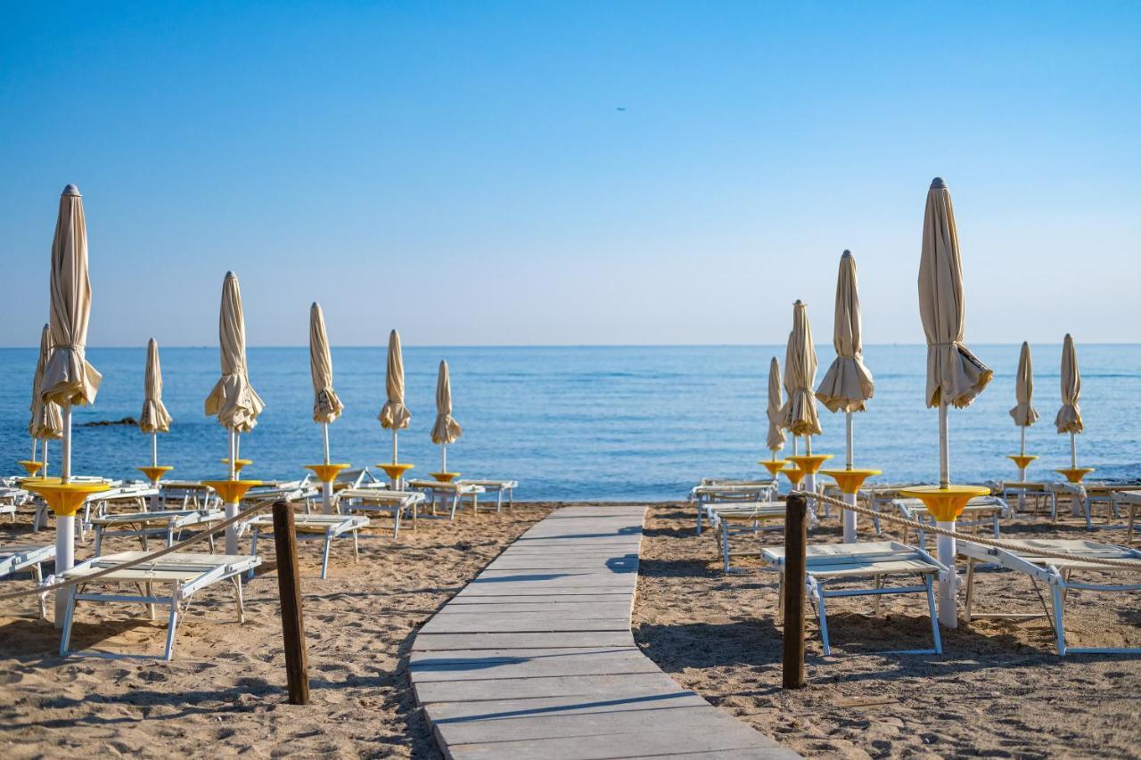 Torre Guaceto Greenblu Resort Спеккьолла Экстерьер фото