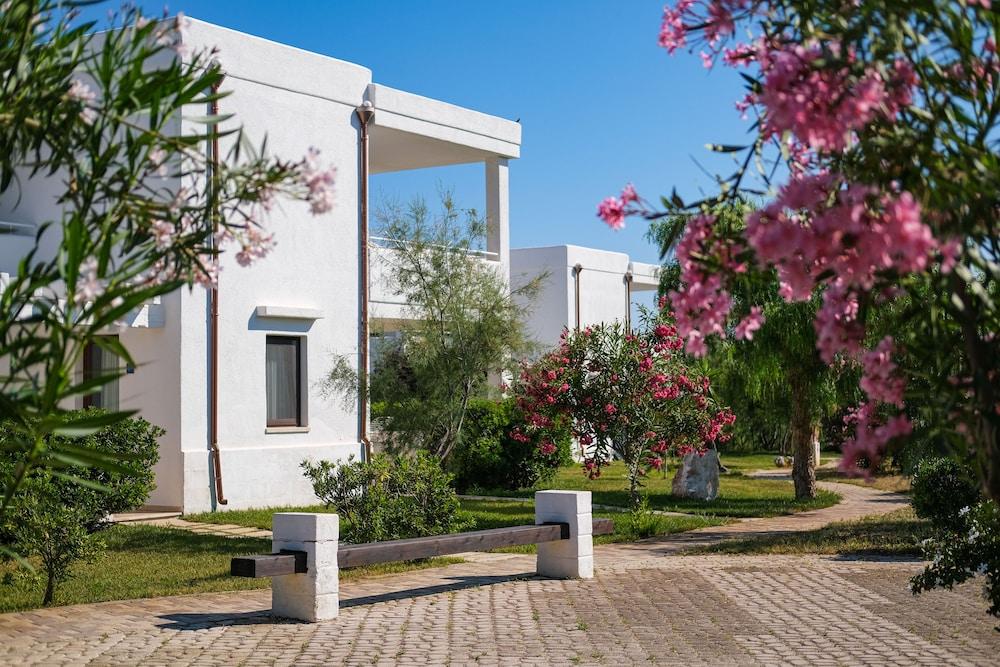Torre Guaceto Greenblu Resort Спеккьолла Экстерьер фото
